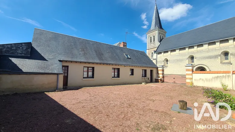 Maison 3 pièces 77 m² · à Courléon · 77 m² · 117 000 €
