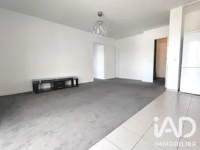 Appartement à Les Ulis (91940)