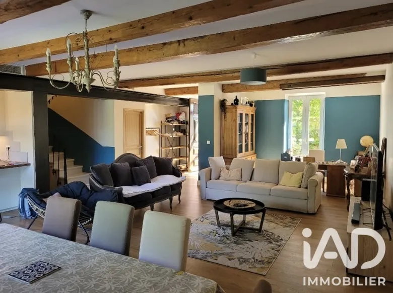 Maison 6 pièces 212 m² · à Canet · 212 m² · 423 000 €