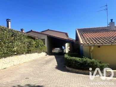 Village house in Villeneuve-Minervois (11160)