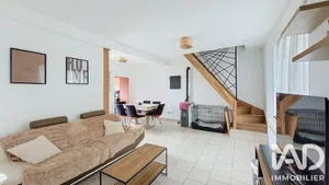 Maison de village à Villers-Pol (59530)