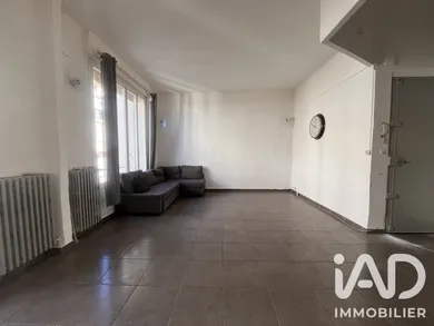 Apartment in Toulon (83000)