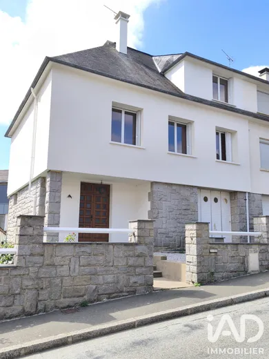 Townhouse in Mayenne (53100)