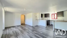 Apartment in Ambon (56190)