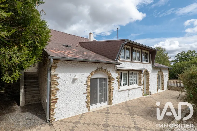 Maison 12 pièces 266 m² · à Préaux-Bocage · 266 m² · 395 000 €