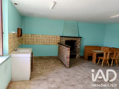 Maison de village à Larchamp (53220)
