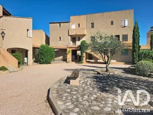 Studio à Sainte-Croix-du-Verdon (04500)