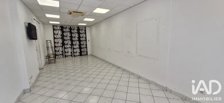 Local commercial 45 m² · à Hyères · 45 m² · 179 000 €