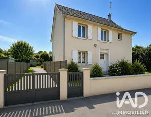 Maison de ville à La Mézière (35520)