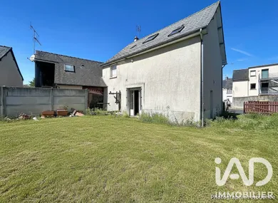 Maison de ville à La Mézière (35520)