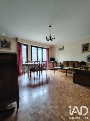 Apartment in Gif-sur-Yvette (91190)