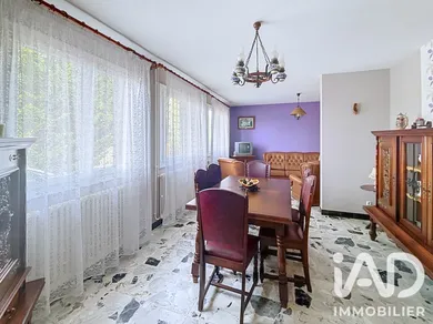 Traditional house in Bantanges (71500)