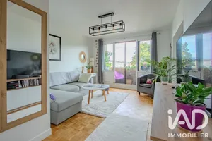 Apartment in Bois-d'Arcy (78390)