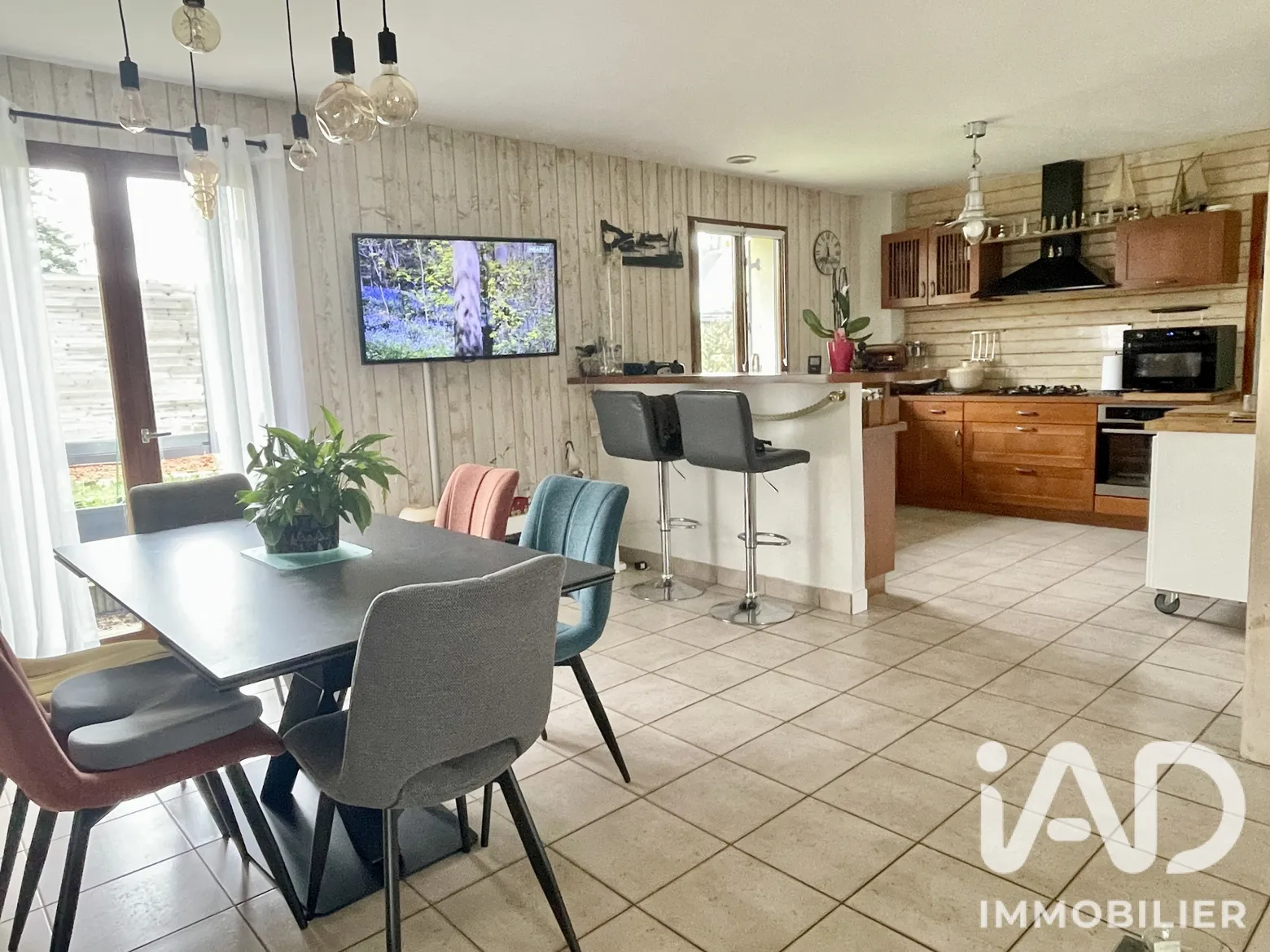 Vente maison à Couëron (44220) : maison traditionnelle 5 pièces 125 m² - 2101348 — 2