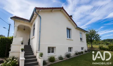 Maison de campagne à Firmi (12300)