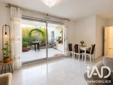 Apartment in Noisy-le-Grand (93160)