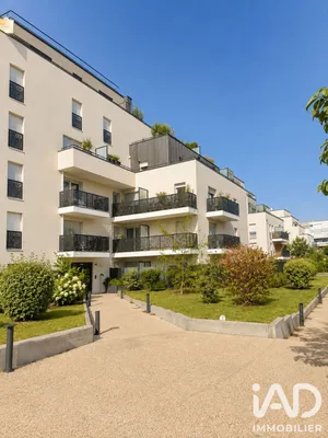 Apartment in Noisy-le-Grand (93160)