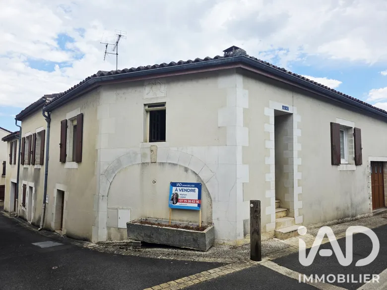 Maison 5 pièces 107 m² · à Rouillac · 107 m² · 92 500 €