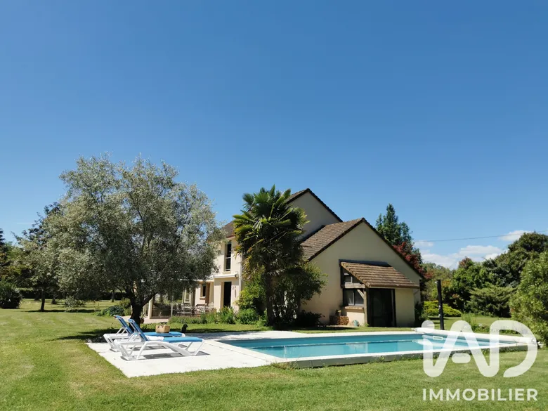 Maison 7 pièces 165 m² · à Saint-Sozy · 165 m² · 449 500 €
