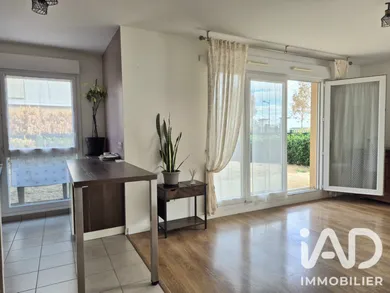 Appartement à Saint-Pierre-du-Perray (91280)