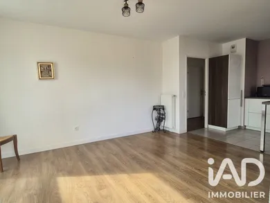 Appartement à Saint-Pierre-du-Perray (91280)