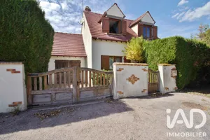 Maison de village à Villemoutiers (45270)