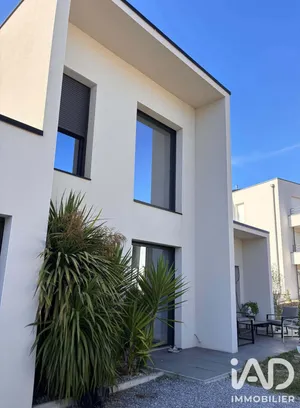 Maison de ville à Montreuil-Juigné (49460)
