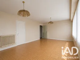 Apartment in Rezé (44400)
