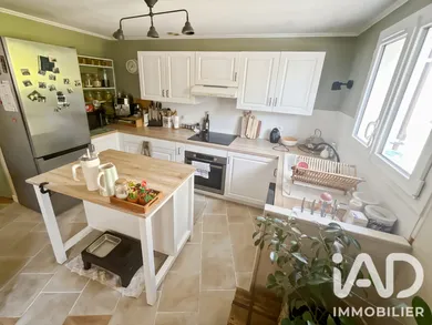 House in Moissy-Cramayel (77550)