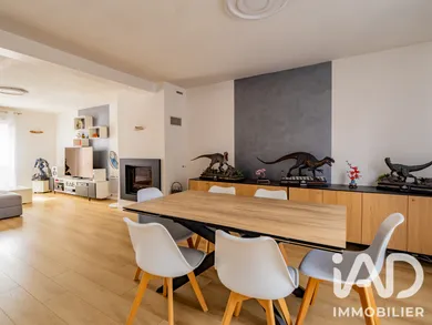 Maison à Neufmoutiers-en-Brie (77610)