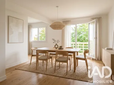Apartment in Palaiseau (91120)