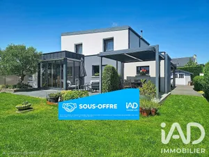 Traditional house in Yvias (22930)