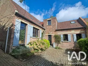 Maison de campagne à Sebourg (59990)