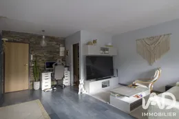 Apartment in Plaisir (78370)