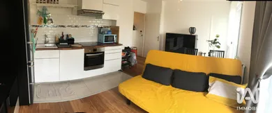 Apartment in Les Ulis (91940)
