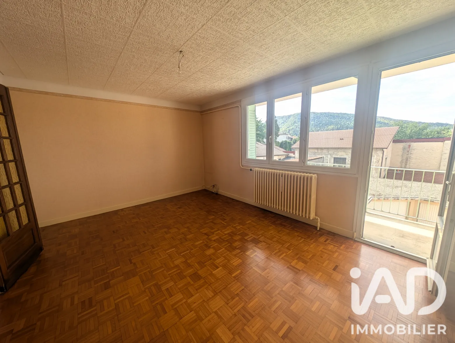 Vente appartement à Oyonnax (01100) : appartement 5 pièces 82 m² - 2099091 — 2