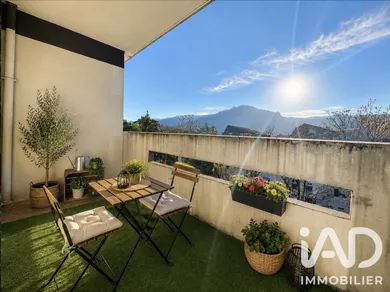 Appartement à Grenoble (38100)