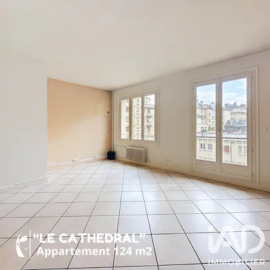 Apartment in Rouen (76000)