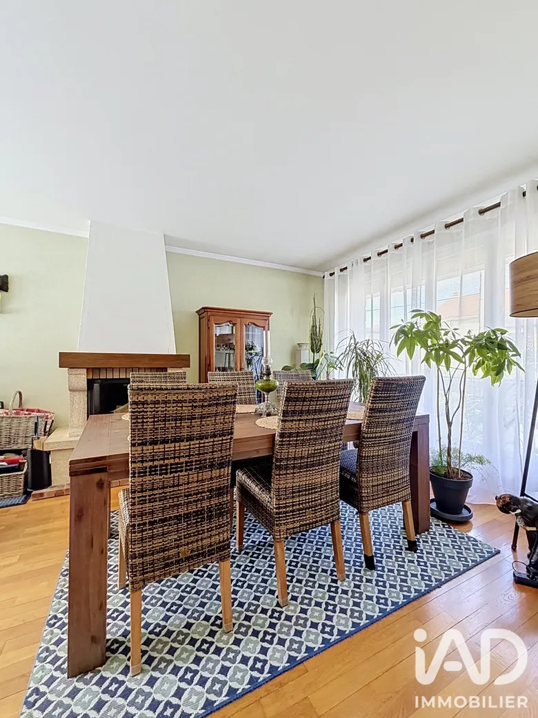 Maison 5 pièces 100 m² · à Paray-Vieille-Poste · 100 m² · 330 000 €