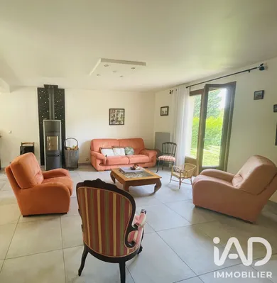 Maison traditionnelle à Coulommiers (77120)