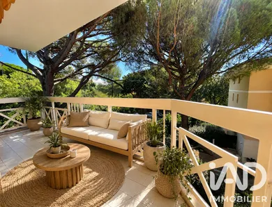 Appartement à Fréjus (83600)