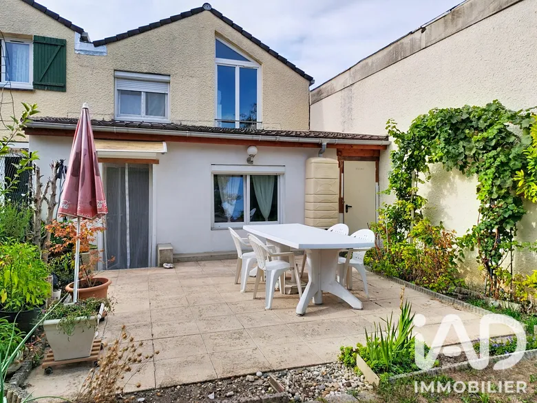 Maison 5 pièces 112 m² · à Villetaneuse · 112 m² · 319 000 €