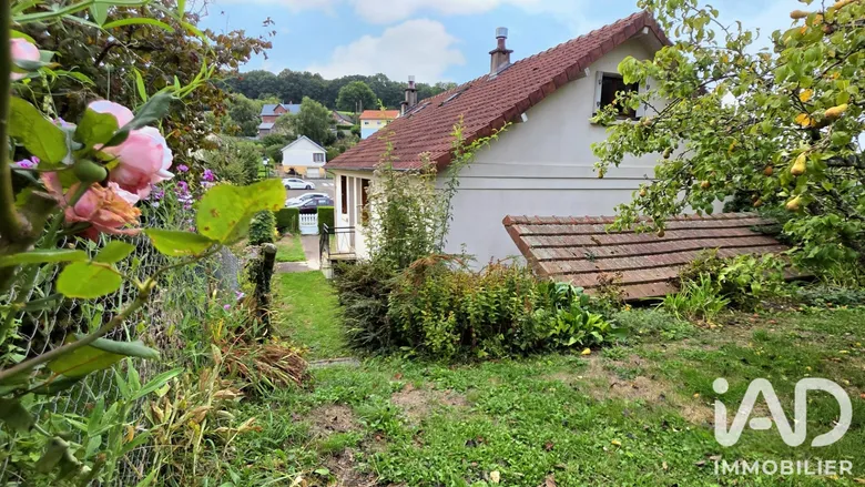Maison 3 pièces 72 m² · à Saint-Saëns · 72,5 m² · 142 000 €