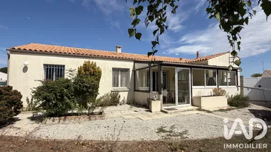 Maison à Surgères (17700)
