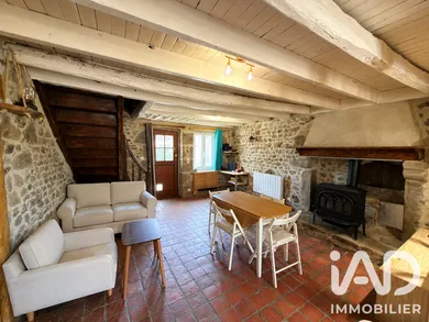 Village house in Montaigut-le-Blanc (23320)