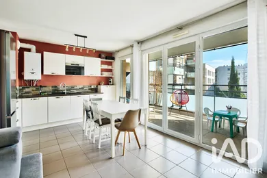 Appartement à Bron (69500)