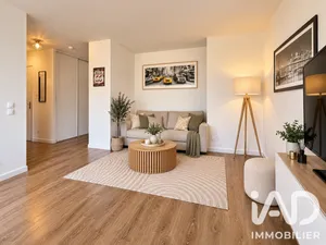 Apartment in Noisy-le-Grand (93160)