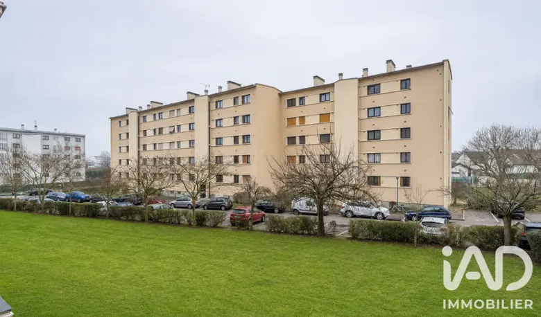 Appartement 3 pièces 58 m² · à Les Clayes-sous-Bois · 58 m² · 150 000 €