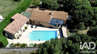 Maison traditionnelle à Saint-Marcel-d'Ardèche (07700)