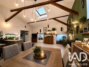 Maison de village à Ville-au-Val (54380)